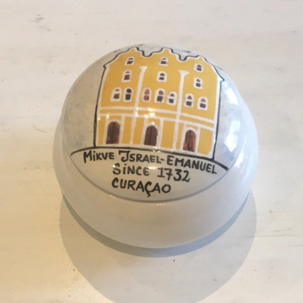 Vintage Souvenir Ceramic Trinket Box Curaçao Judaica Synagogue